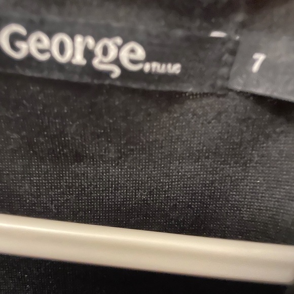 Girls party dress size 7 - Picture 3 of 4